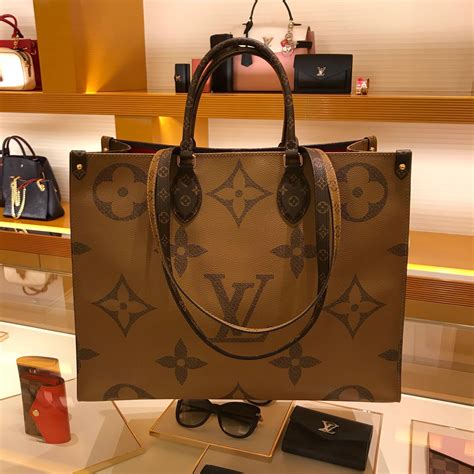 louis vuitton on the go tote bag price